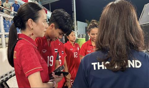 Động thái của Madam Pang sau thất bại của ĐT nữ Thái Lan